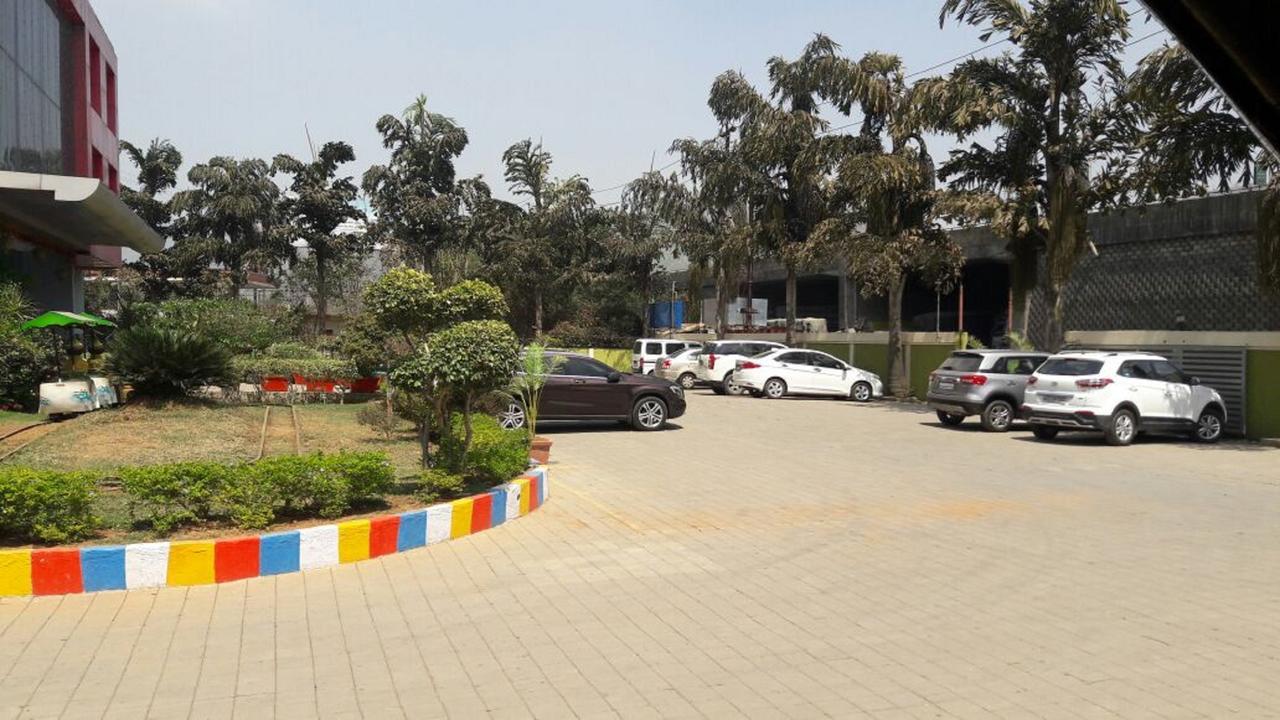 Hotel Royal Hills Bapane Exterior foto
