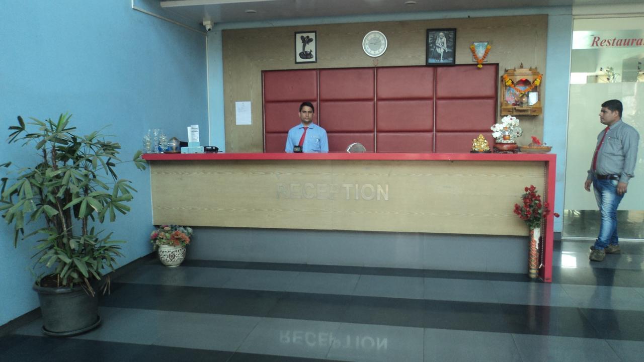 Hotel Royal Hills Bapane Exterior foto